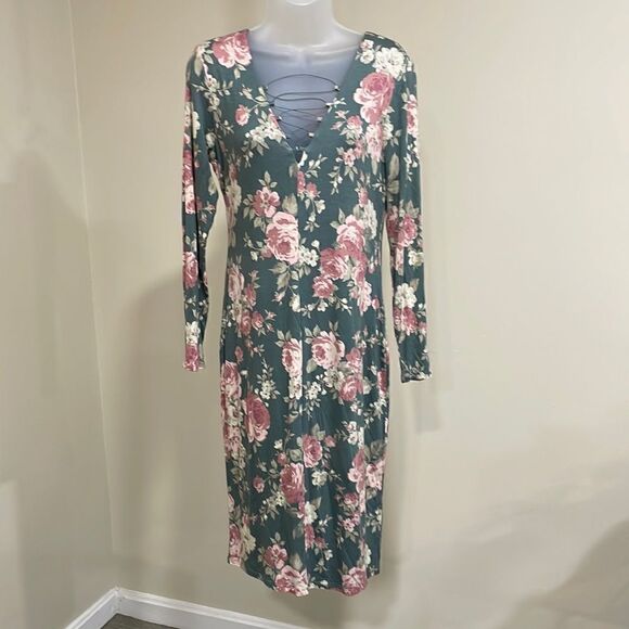 NWT Bold Elements Green Floral Dress.  Size M medium 8/10 - Picture 1 of 11